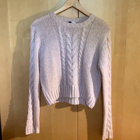 2/$20🍁 H&M DIVIDED Cropped Blush Cable Knit Sweater - Picture 2 of 5